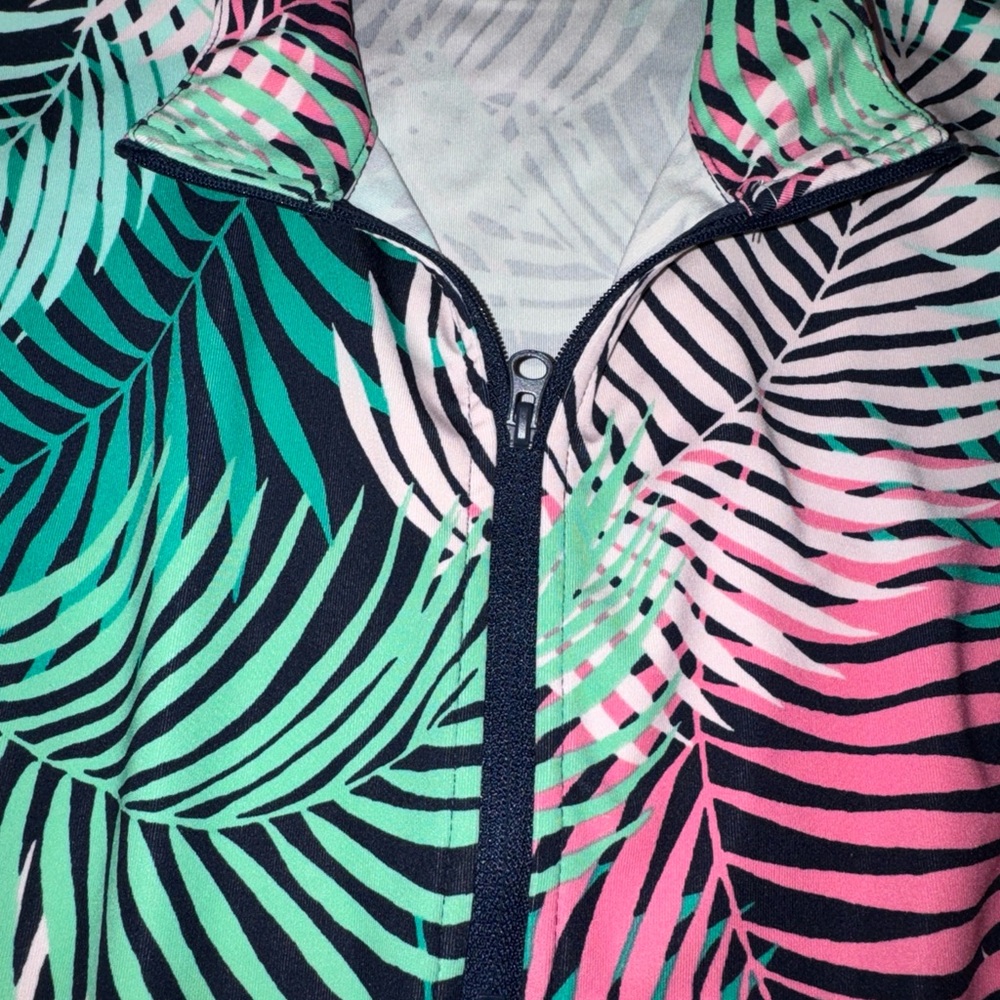 Tommy Bahama Colorful palm Leaf Print Long Sleeve golf Top spf 50 Sz Small - Picture 3 of 12